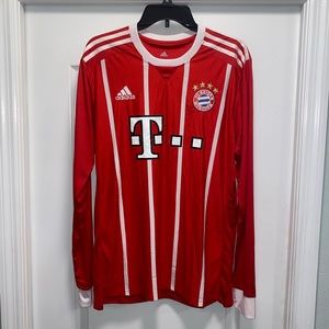 Bayern Munich Long Sleeve Soccer Jersey
